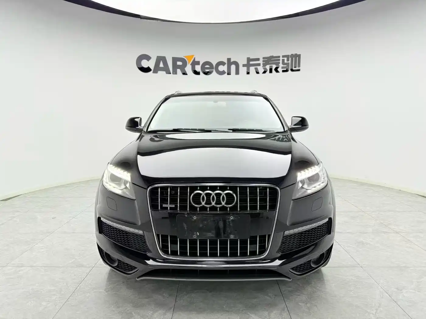 Audi Q7 2013 35 TFSI Comfort фото 2