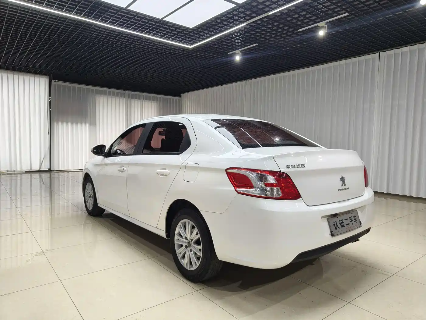 Peugeot 301 2017 2017 1.6L Manual Comfort Edition