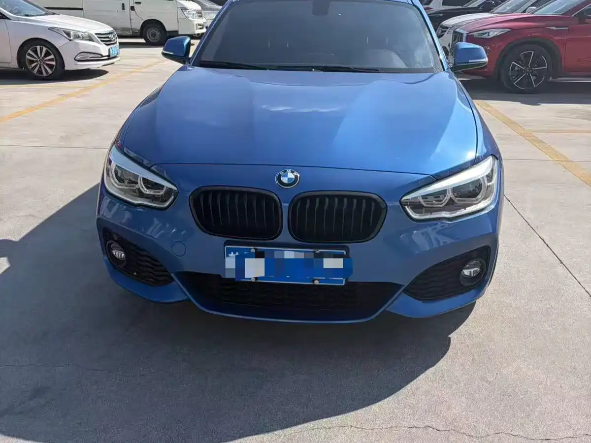 صورة 1 - BMW 1 Series (Import)