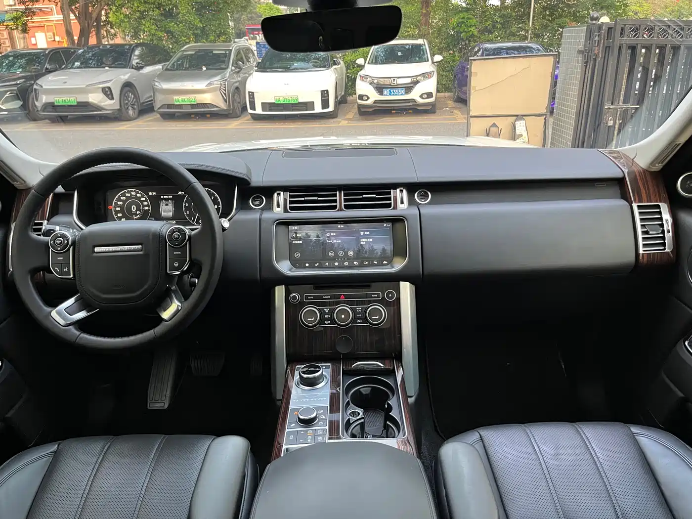 Land Rover Range Rover 2017 3.0 SC V6 Vogue LWB (Long Wheelbase) фото 15