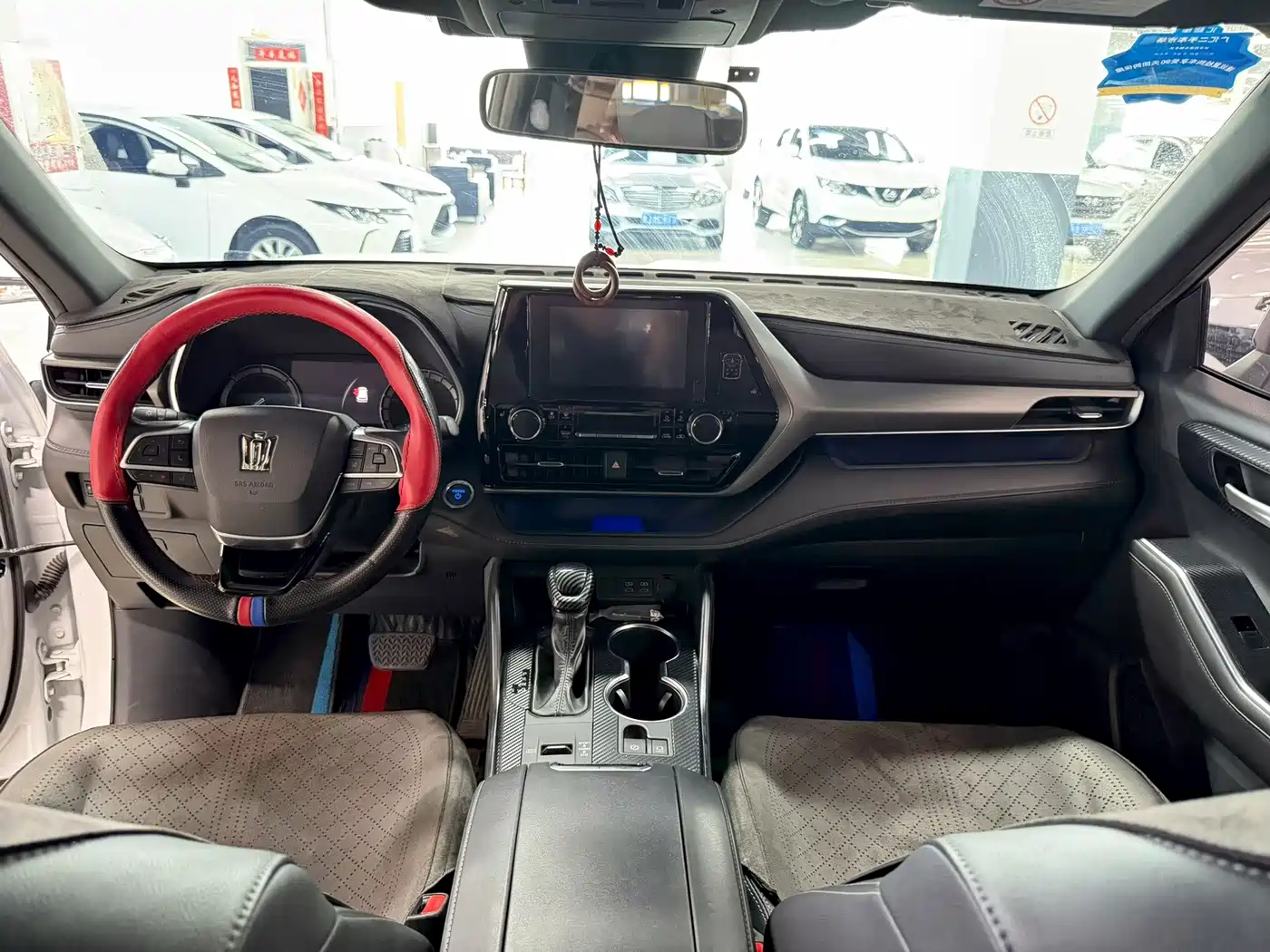 Фото 5 - Toyota Crown Kluger