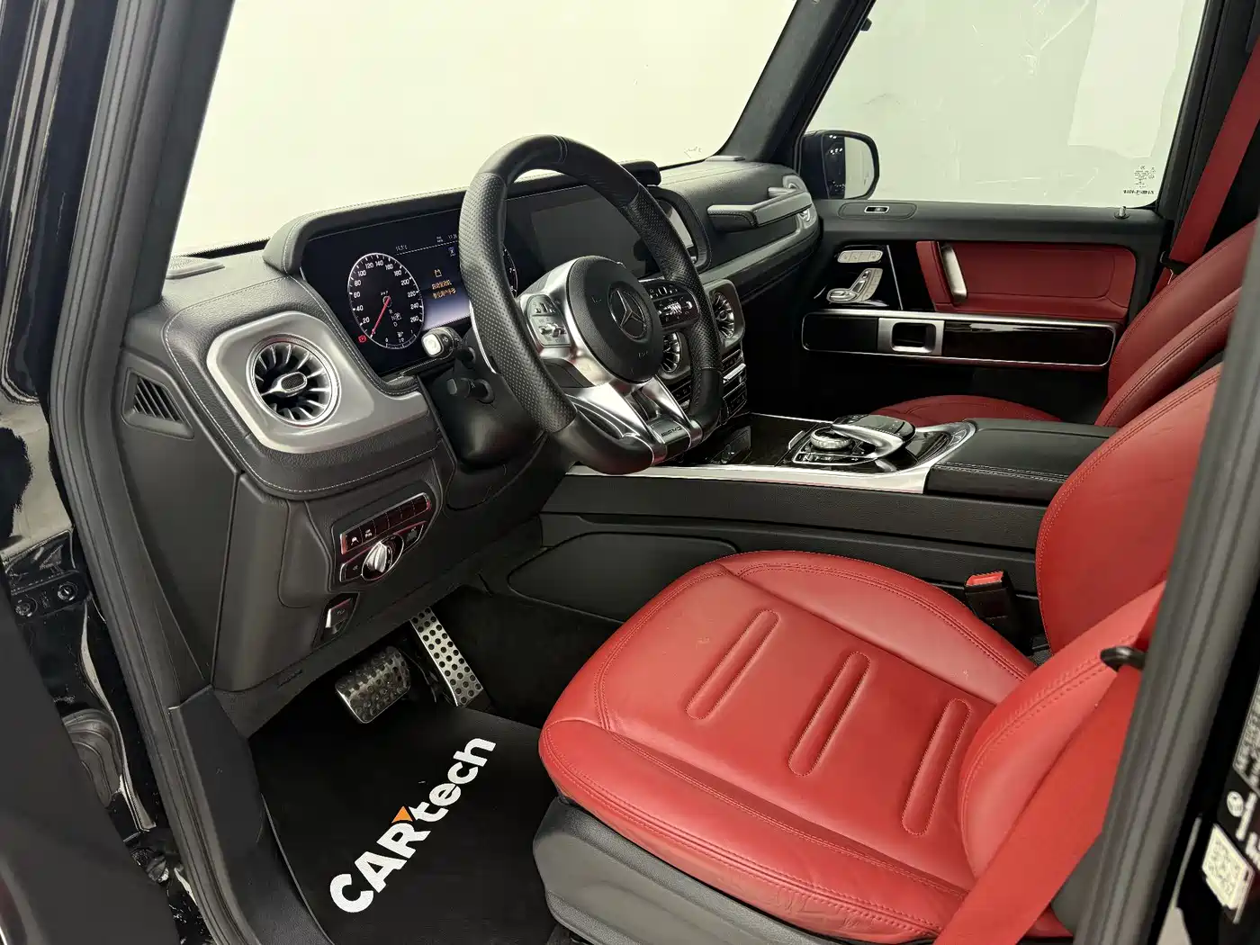 Mercedes-Benz G-Class фото 8