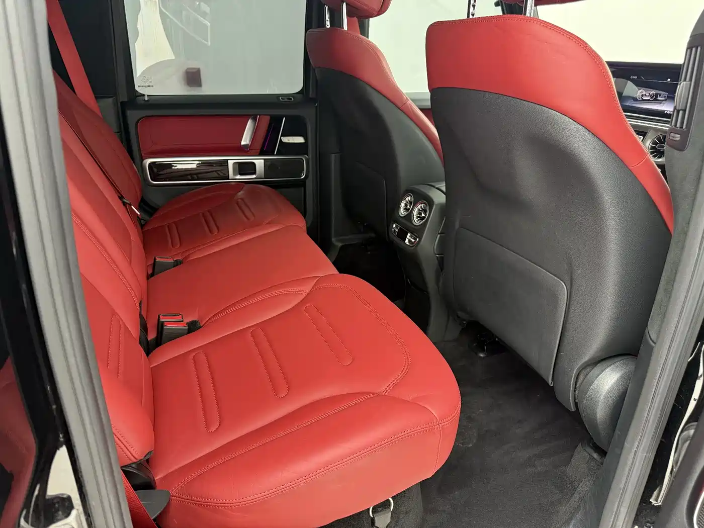 Mercedes-Benz G-Class фото 13