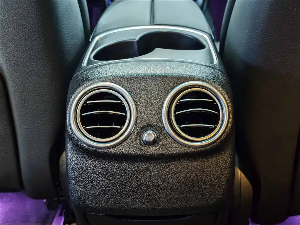 Mercedes-Benz E-Class 2018 E 300 L Fashion фото 10