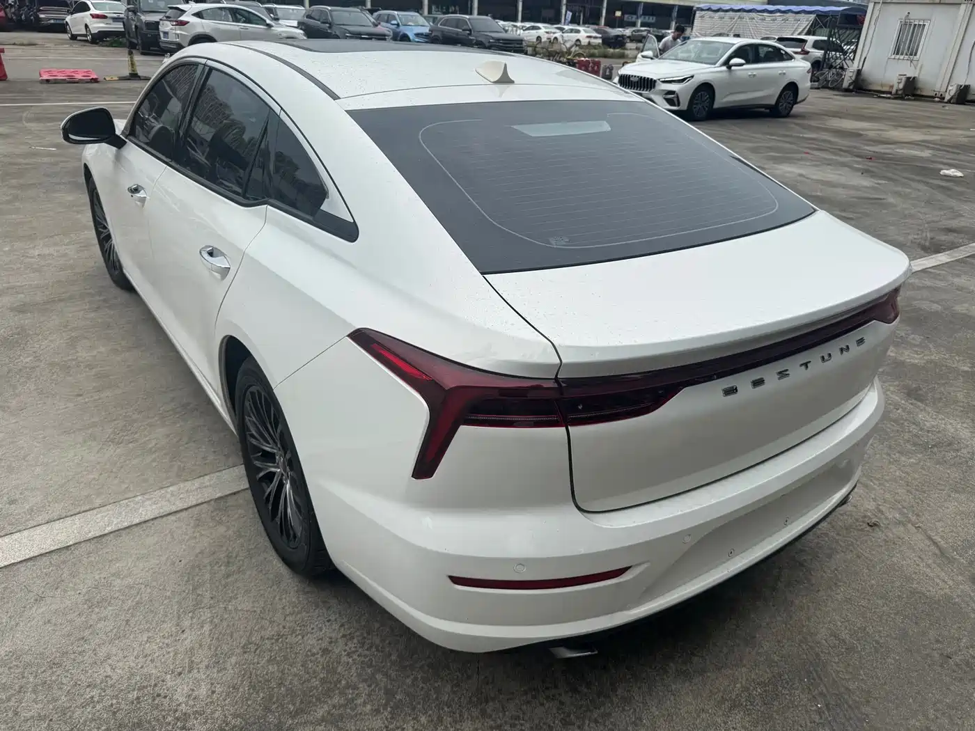 Photo 15 - Besturn B70