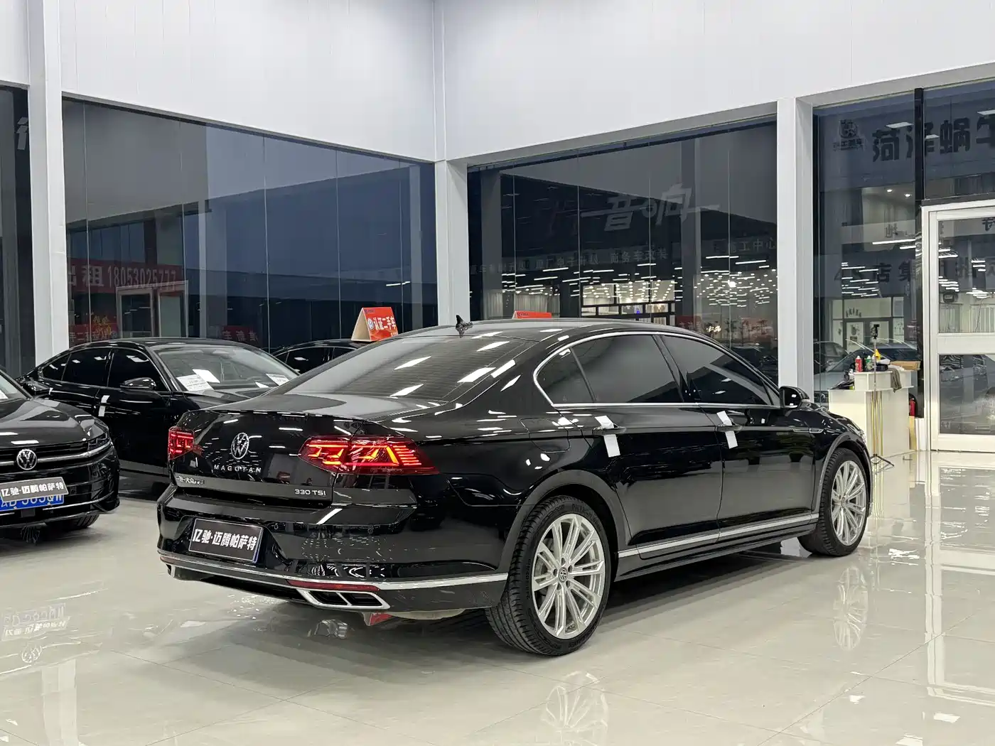 Volkswagen Magotan 2024 2 Million Units Public Sharing Edition 330TSI DSG Luxury фото 6