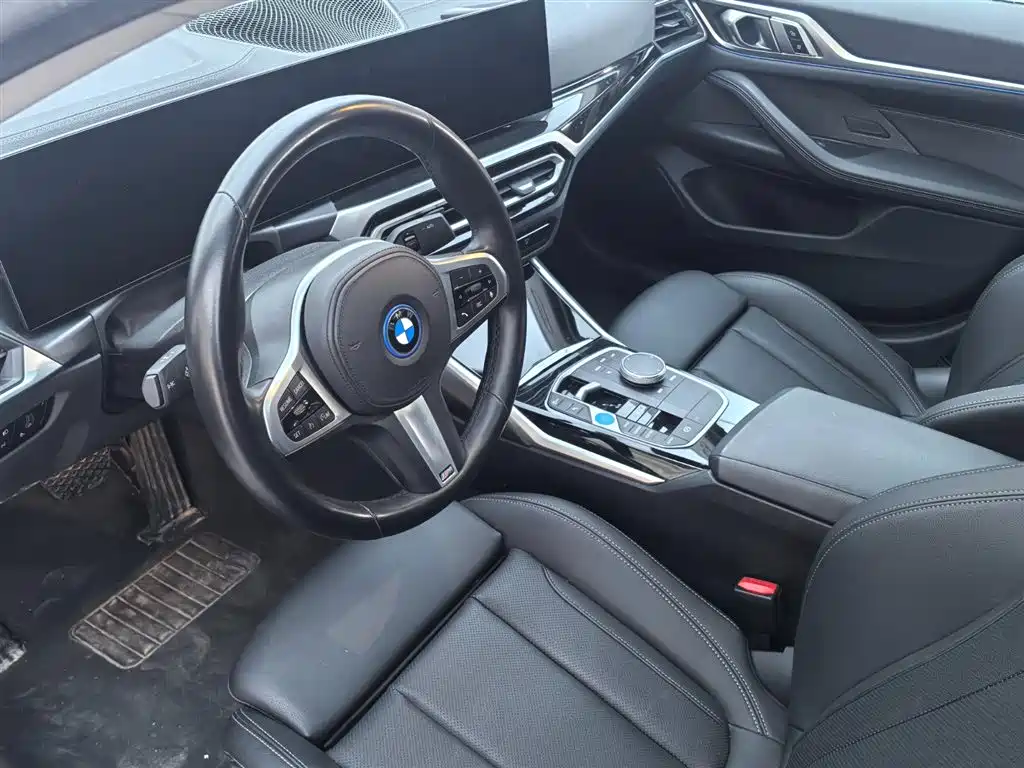 BMW I4