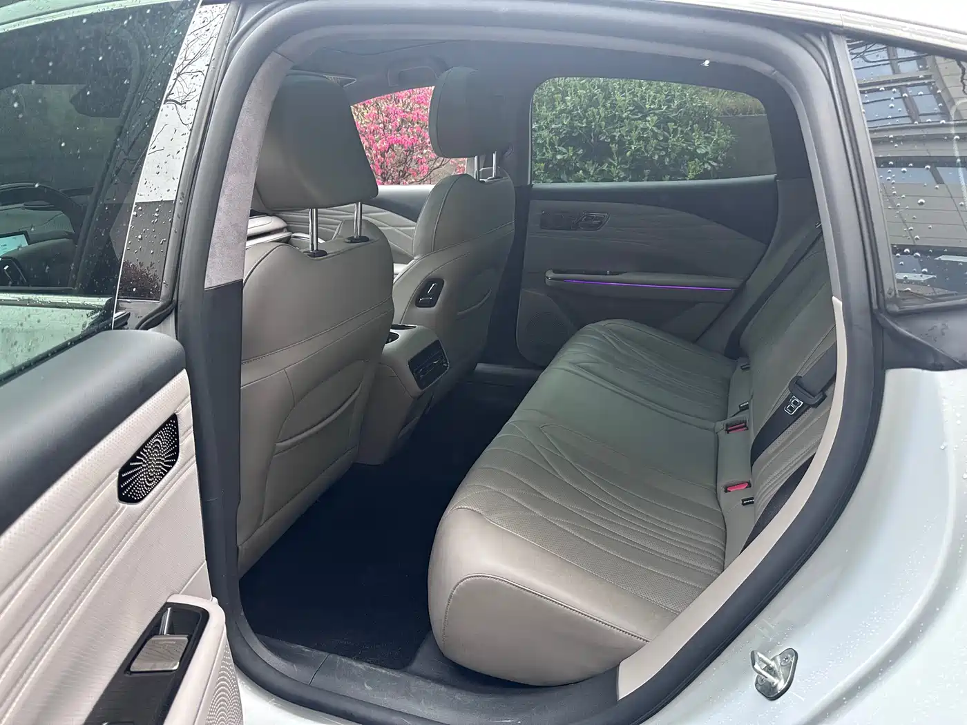 GEELY GALAXY GALAXY SPARKLE 8