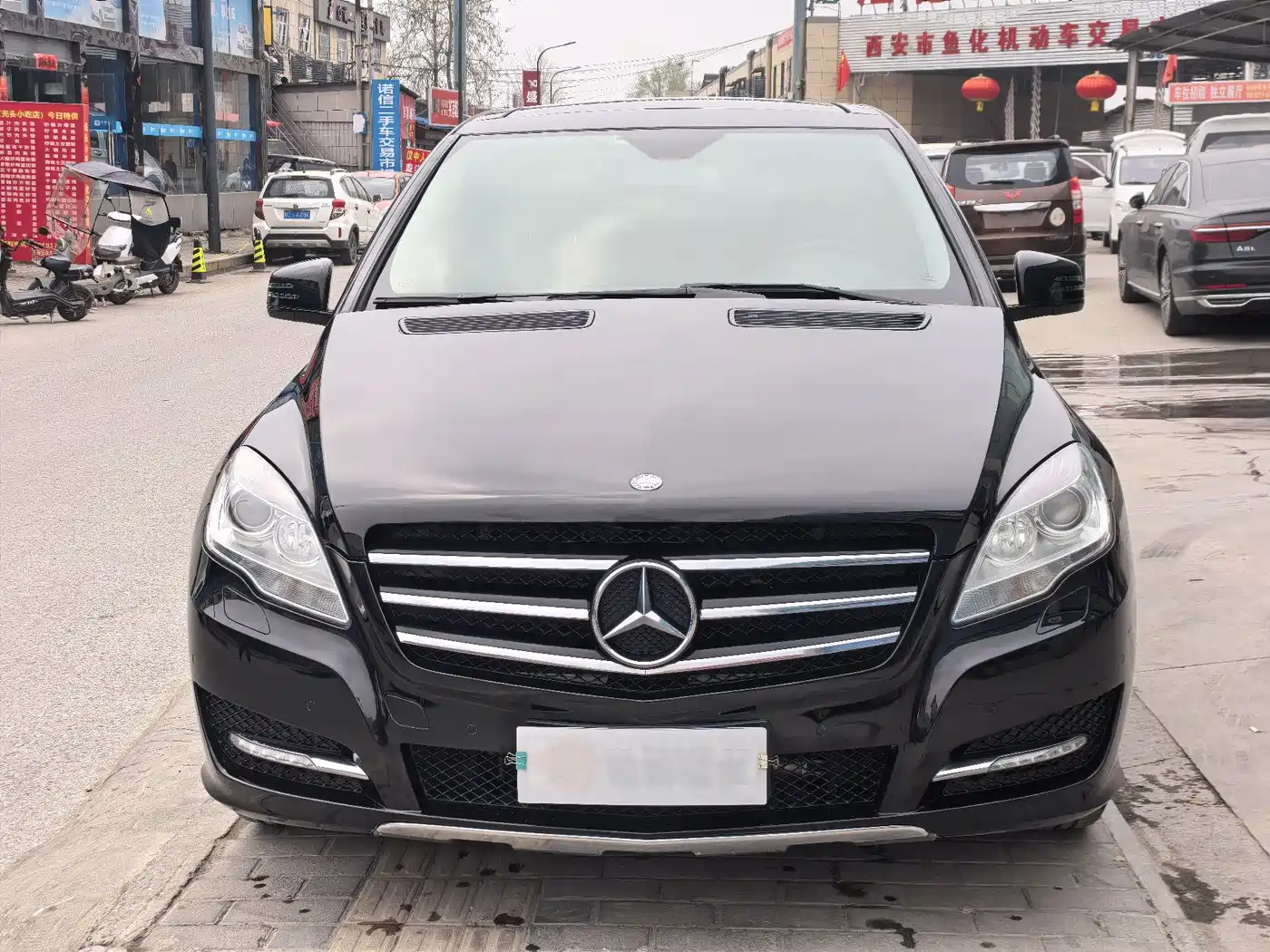 Mercedes-Benz R-Class 2017 R 320 4MATIC Business Collector's Edition фото 2