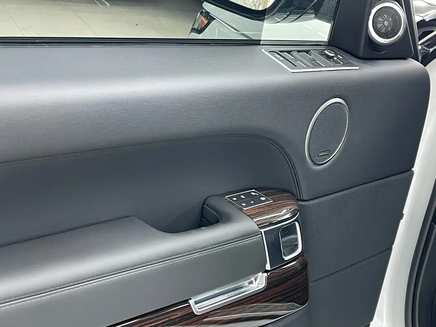 Land Rover Range Rover 2017 3.0 SC V6 Vogue фото 14