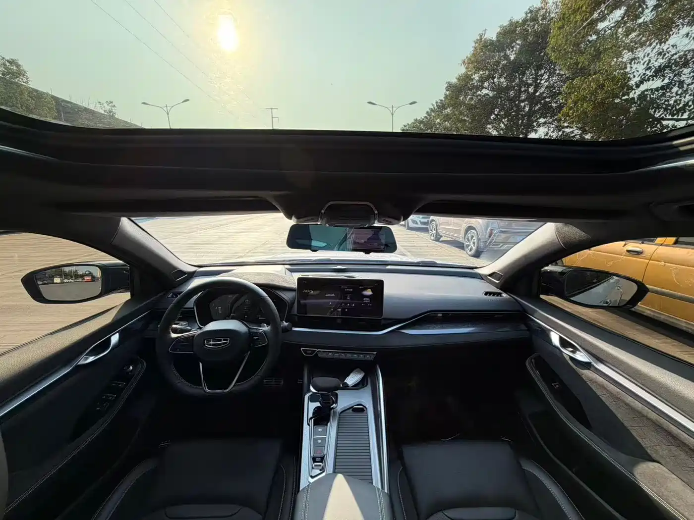 GEELY AUTOMOBILE XINGRUI