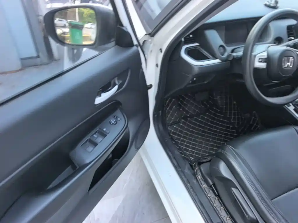 صورة 16 - Honda Fit