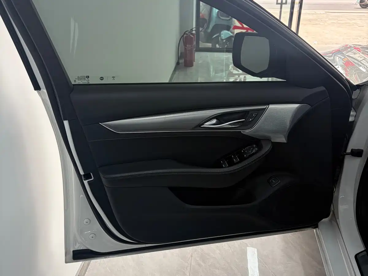 Cadillac CT5 2023 28T Luxury Style (Standard Edition) фото 13