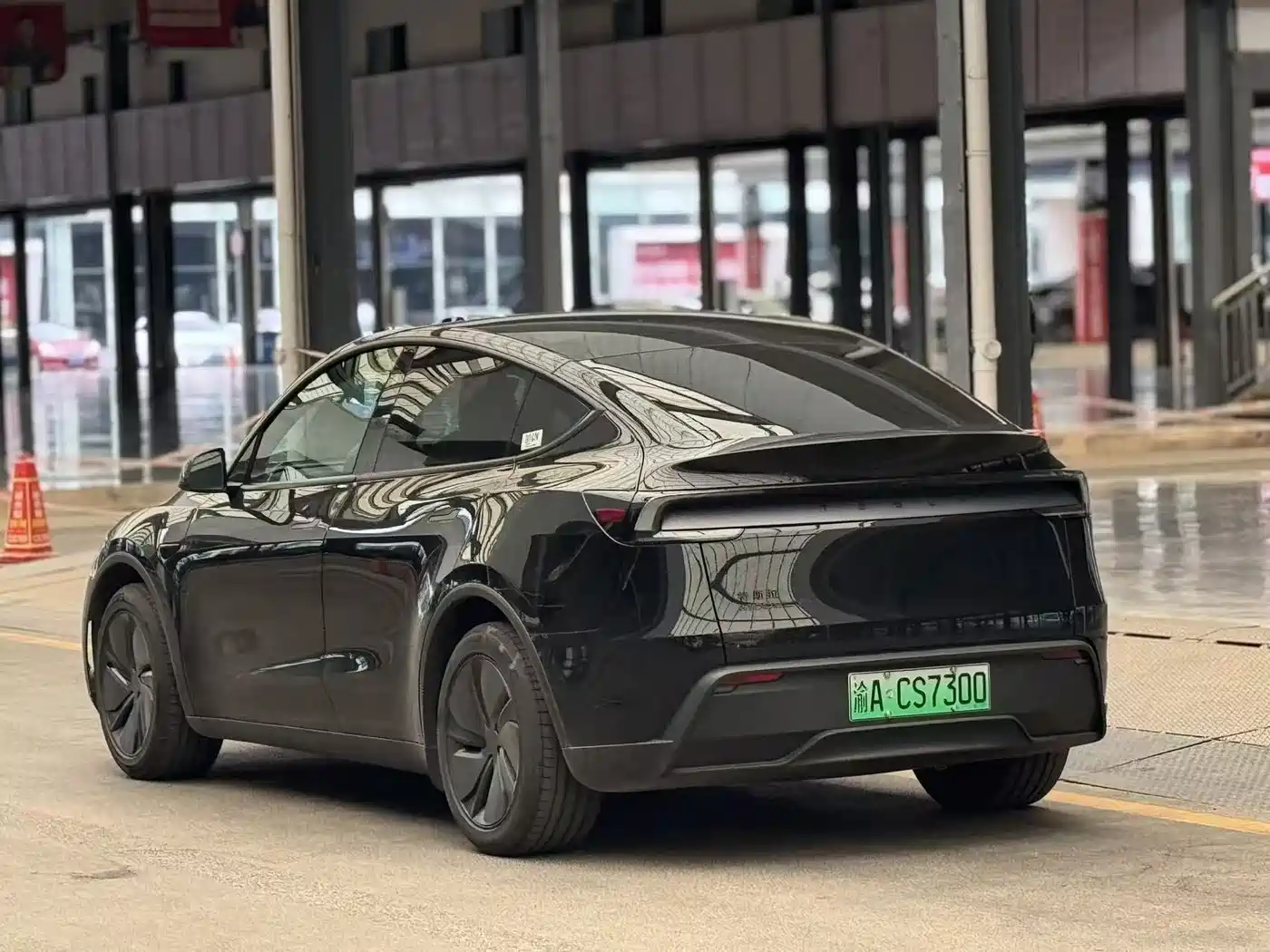 Tesla Model Y 2026 2026 Facelift Long Range Rear-Wheel Drive