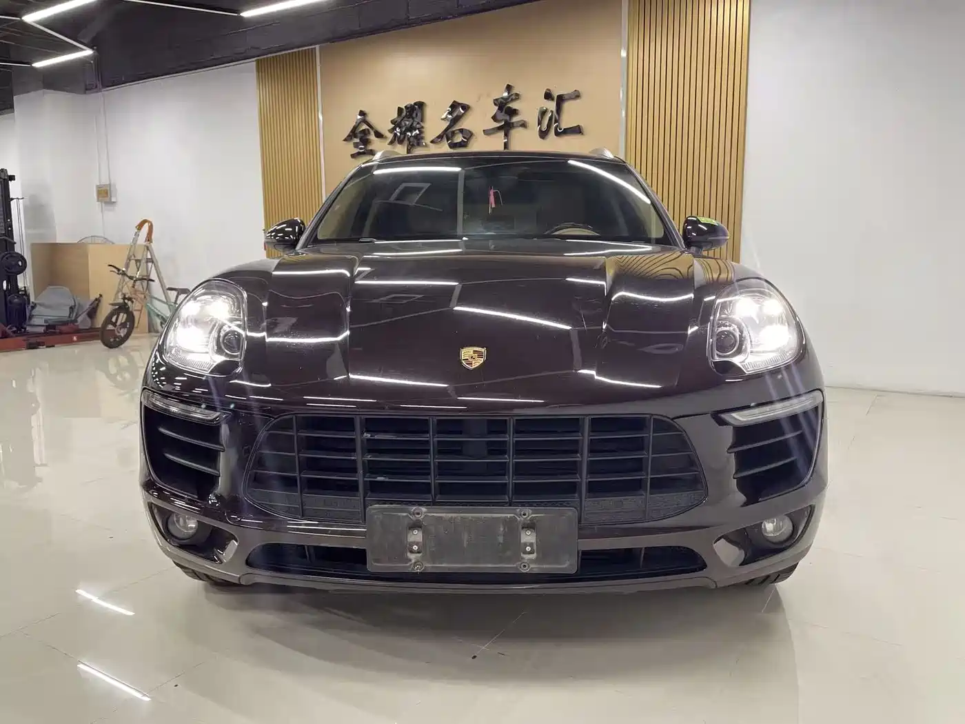 Porsche Macan 2016 Macan 2.0T фото 2