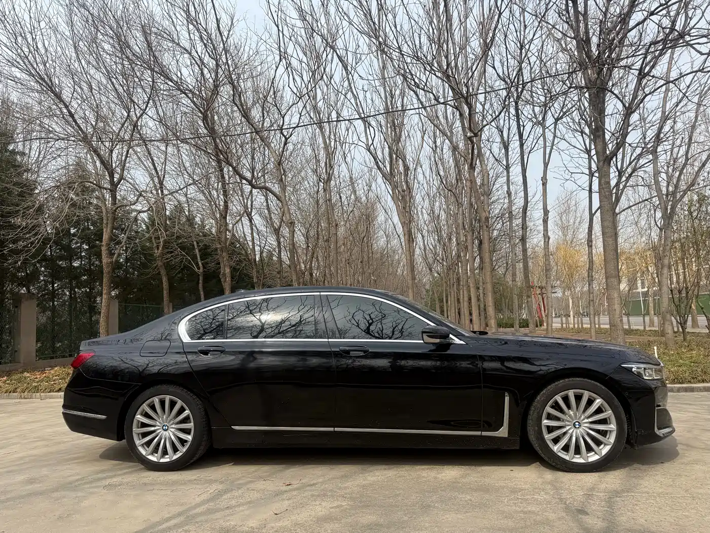 BMW 7 SERIES