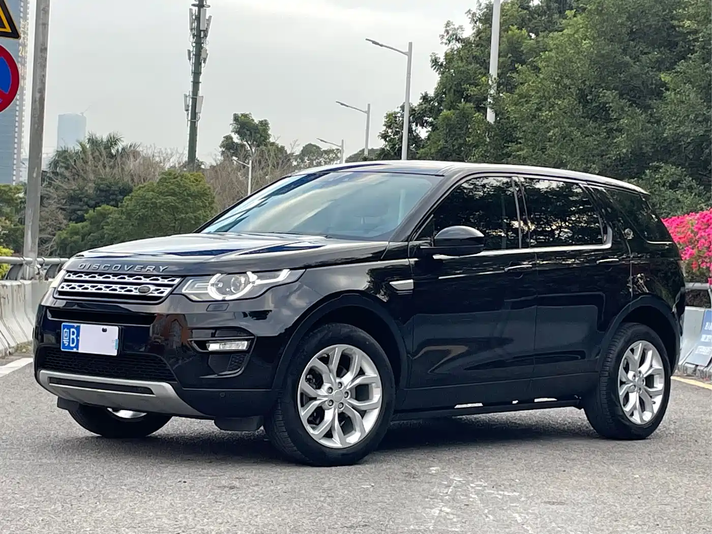 Land Rover Discovery Sport 2016 2.0T HSE