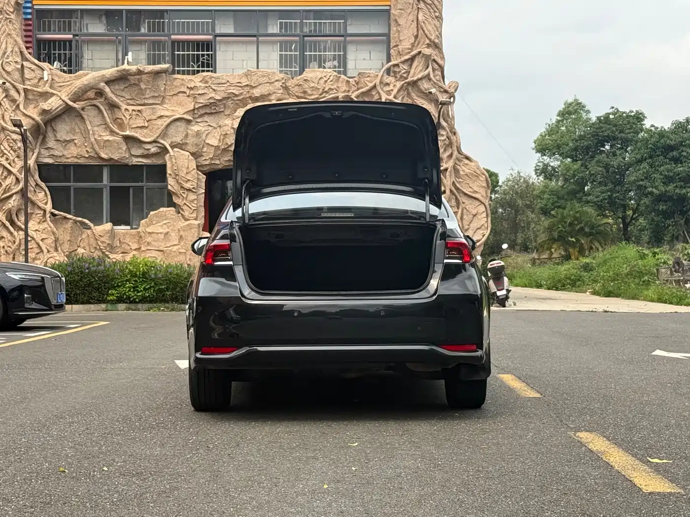 Toyota Corolla 2021 1.2T S-CVT Sport Edition фото 17
