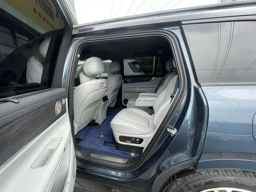 AITO Wenjie AITO M9 2024 Pure Electric Ultra 100kWh 6-Seater фото 13