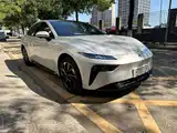 Фото 3 - Dongfeng Yipai eπ007