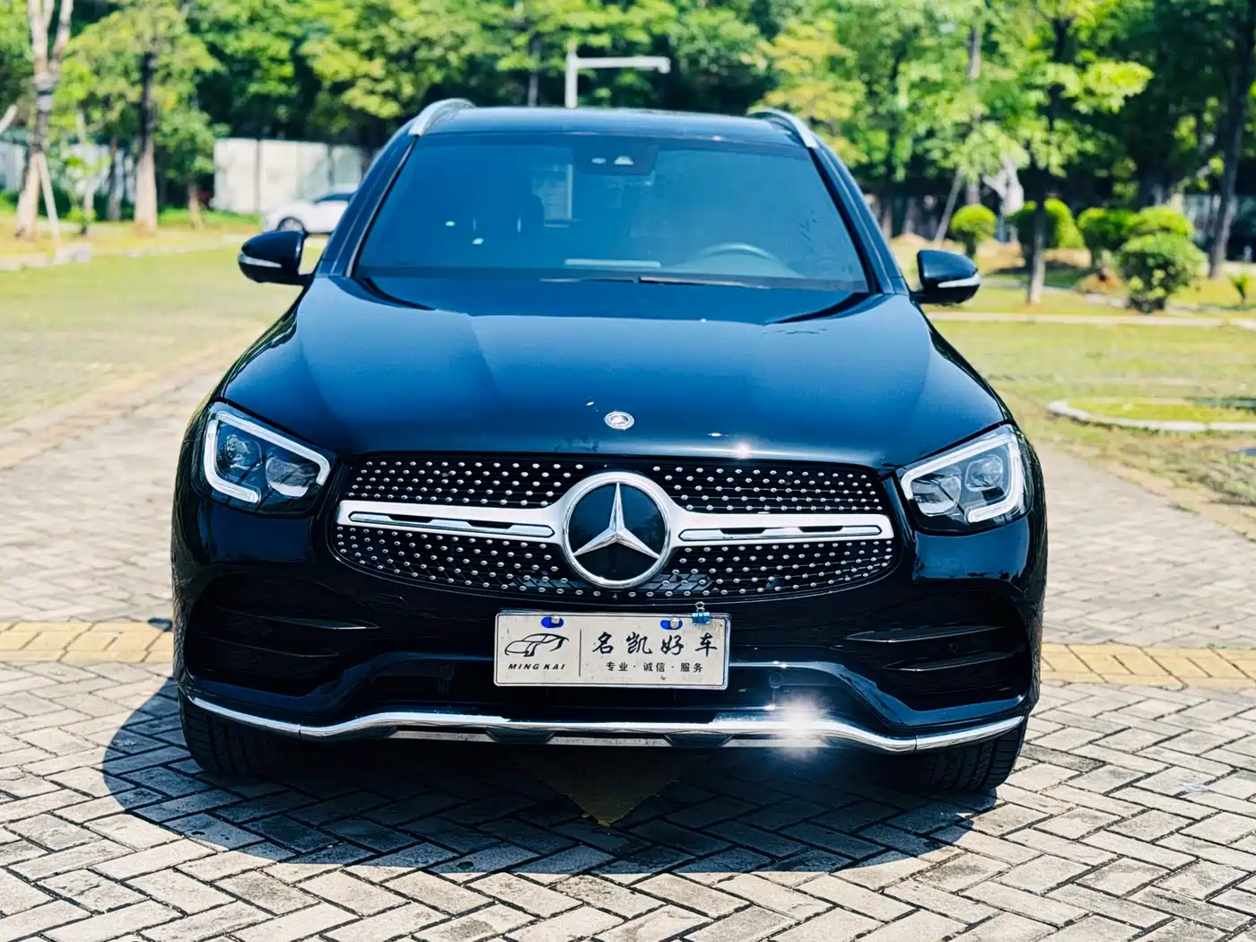 Mercedes-Benz GLC 2020 GLC 300 L 4MATIC Luxury фото 2