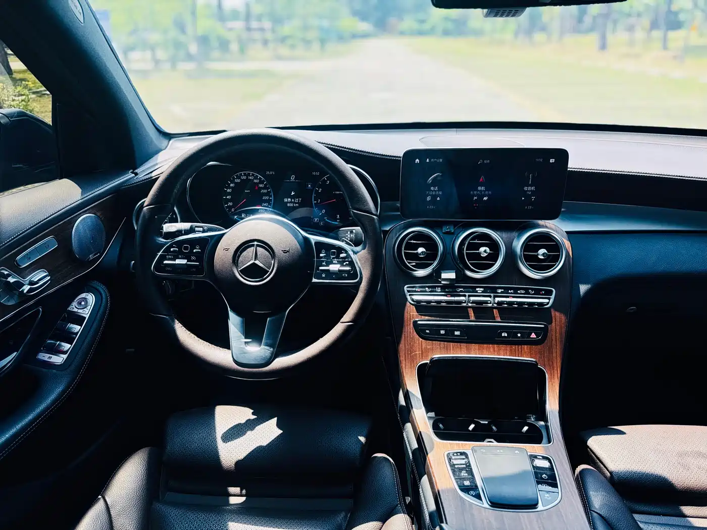 Mercedes-Benz GLC 2020 GLC 300 L 4MATIC Luxury фото 15