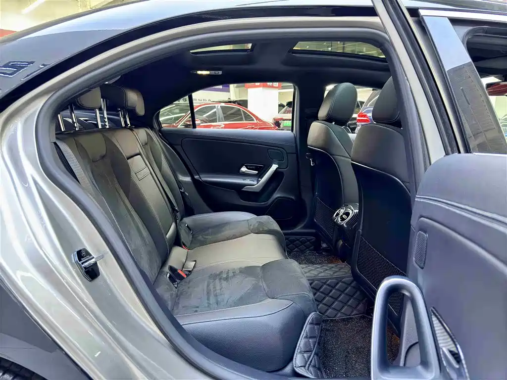 MERCEDES-BENZ A CLASS