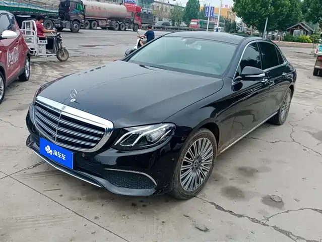 MERCEDES-BENZ E CLASS