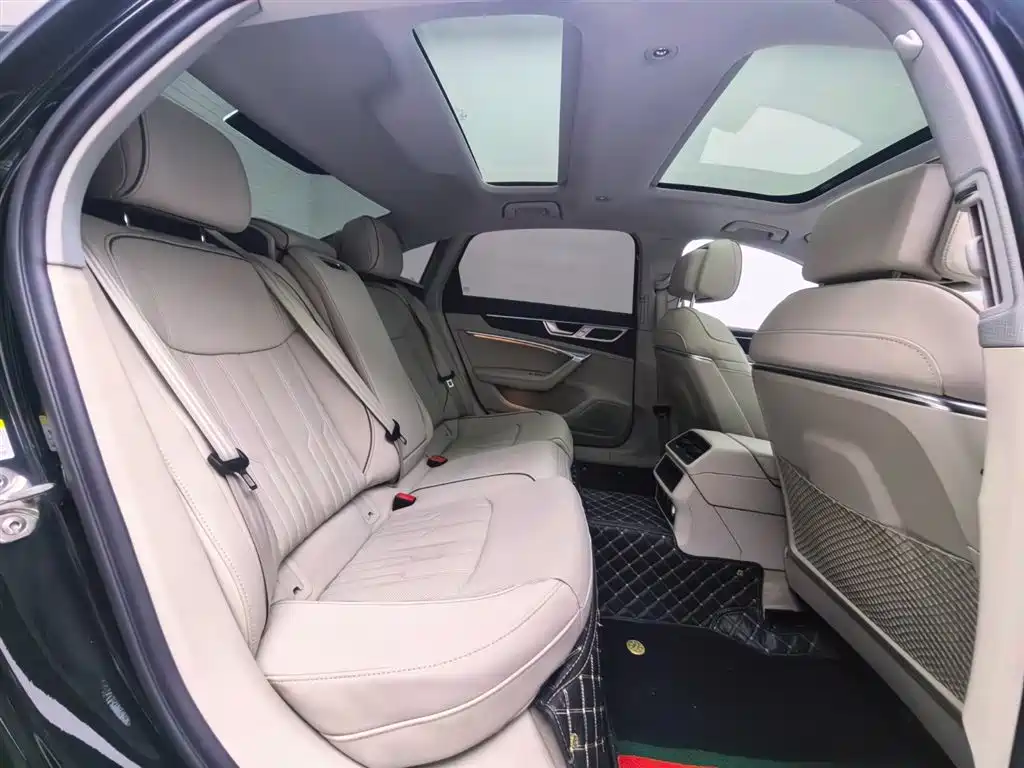 Audi A6L 2023 55 TFSI quattro Exclusive Elegance фото 12