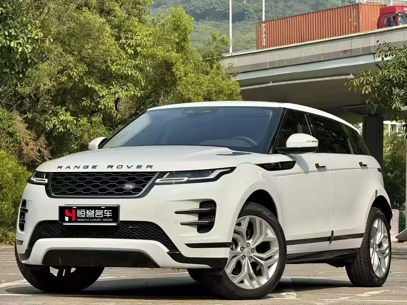 Land Rover Range Rover Evoque 2023 Range Rover Evoque L 200PS Elite Edition