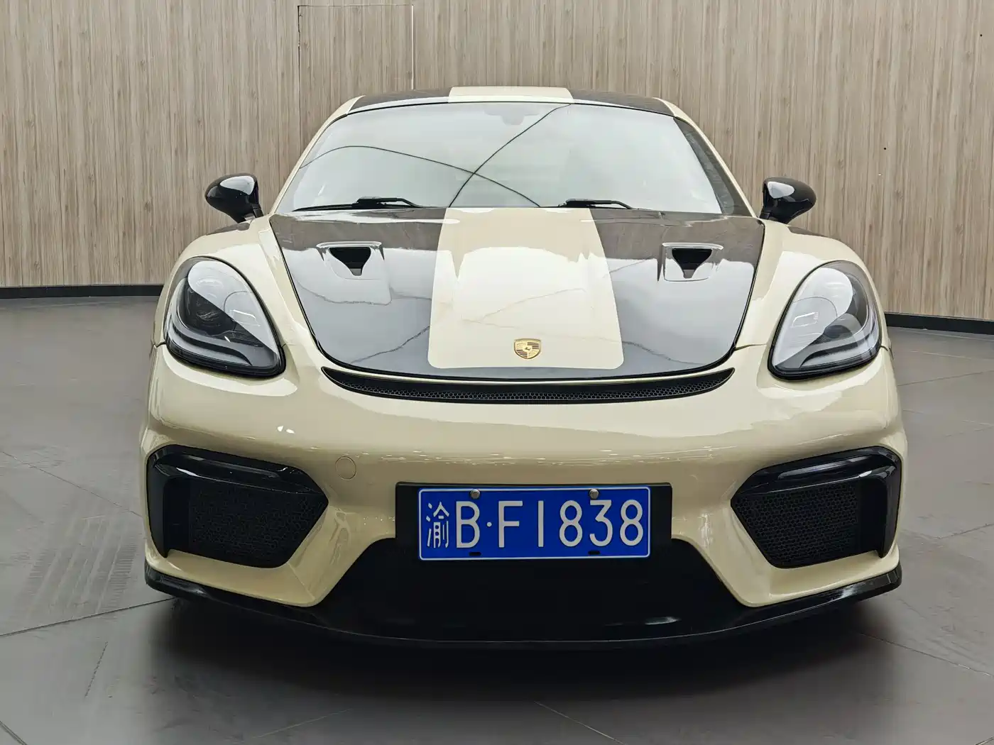 Porsche 718 2016 Cayman 2.0T фото 2