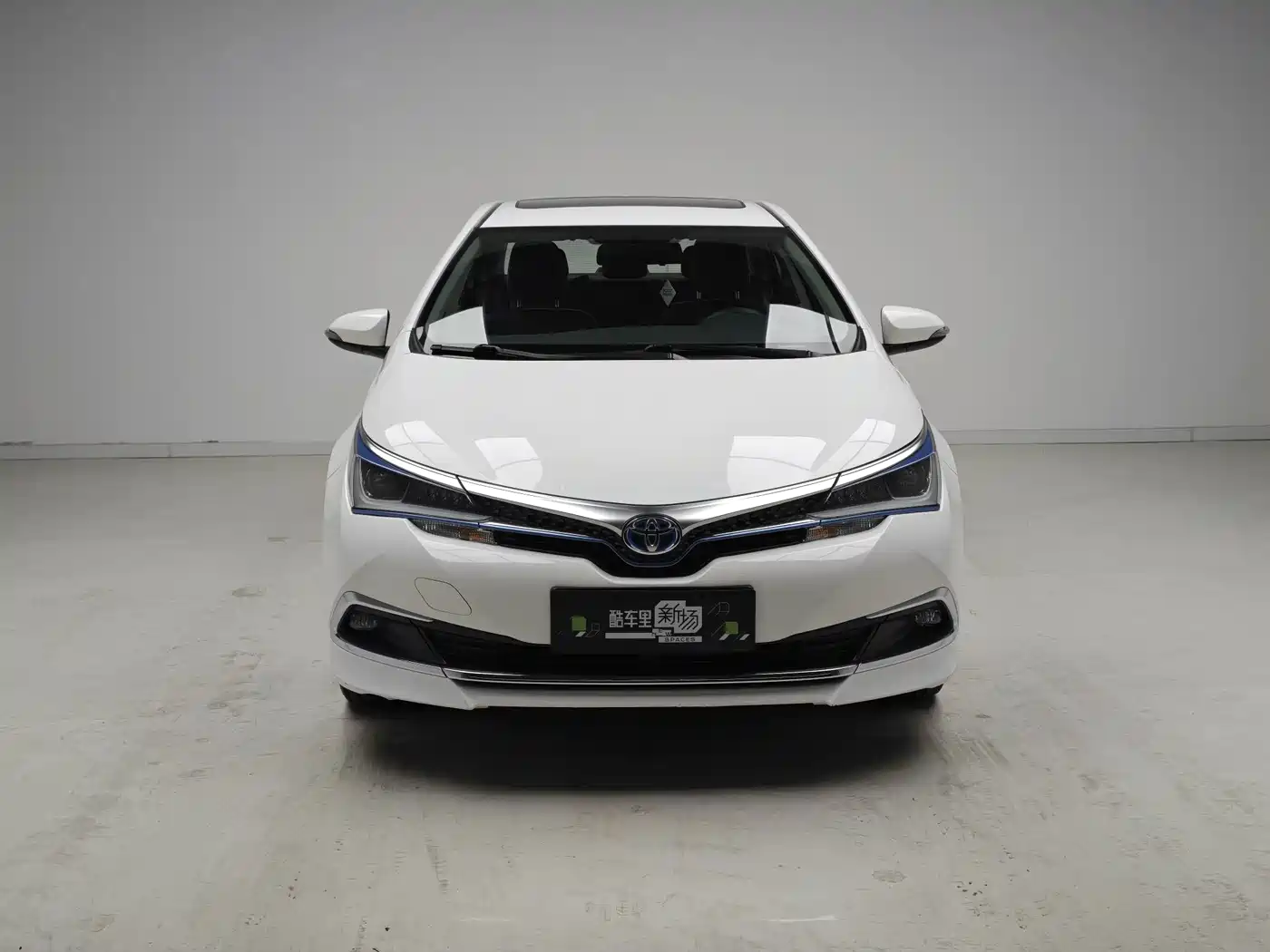 Toyota Corolla Twin Engine E+ 2021 2019 1.8L E-CVT Leading Edition