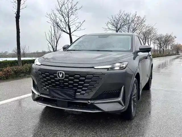 CHANGAN UNI-K