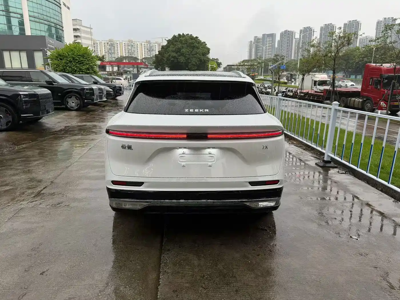 ZEEKR 7X 2026 2026 Model 75kWh RWD Smart Driving Edition