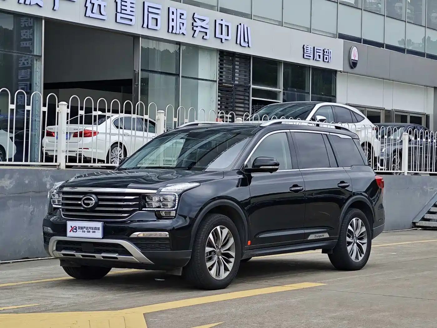 GAC Trumpchi Trumpchi GS8 2017 320T 2WD Luxury Smart Connect (7-seater)