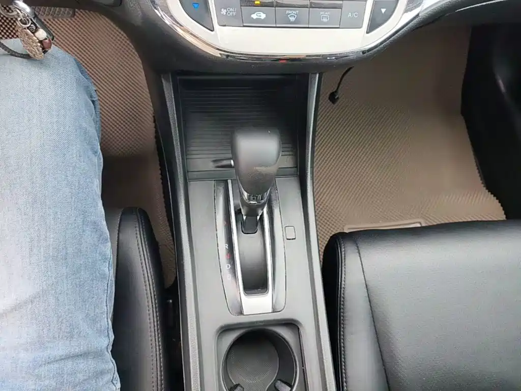 Honda Jade 2018 2017 1.8L Automatic Classic Edition 5-seater