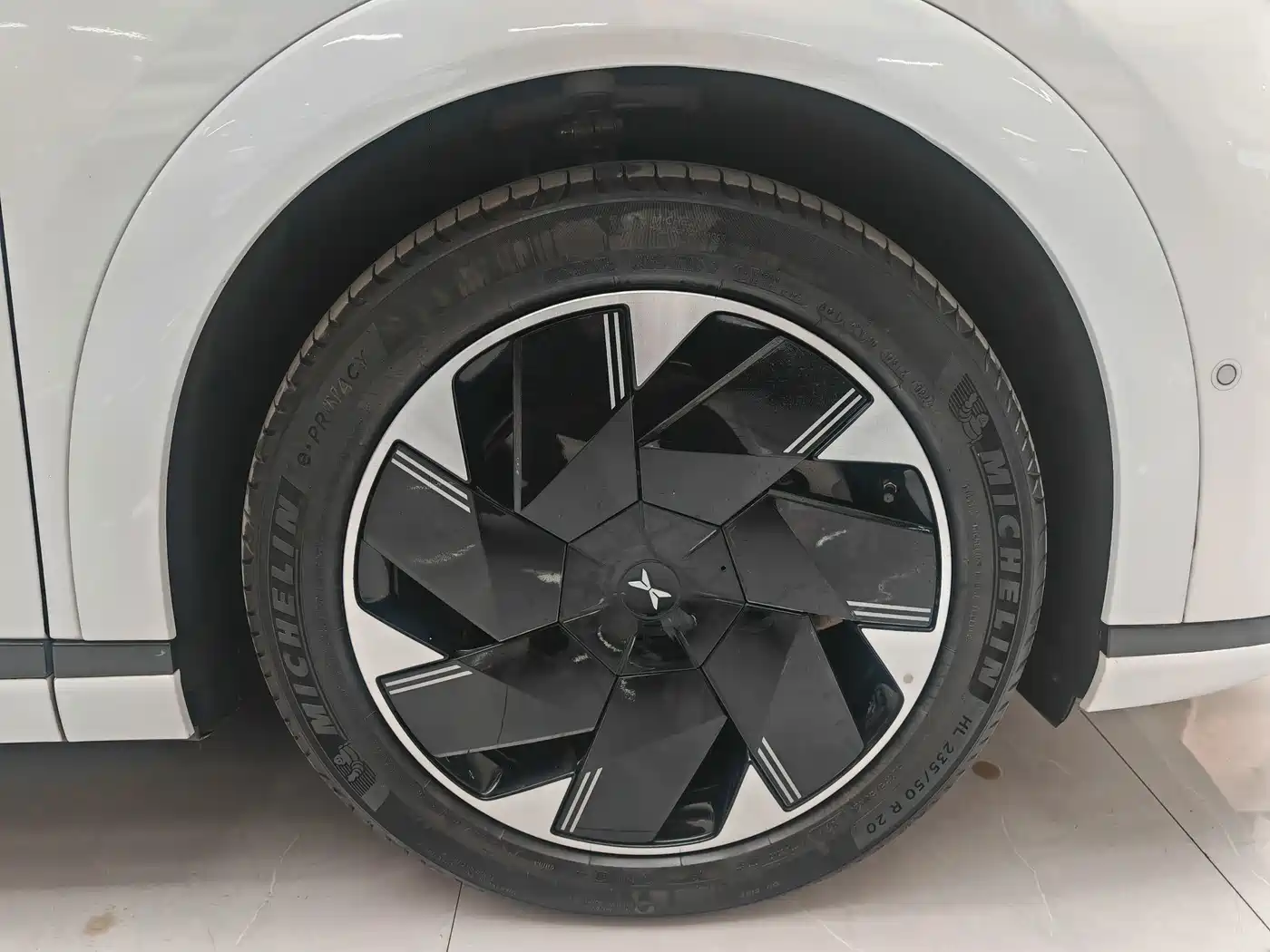 XPeng X9 2024 2024 640 AWD High Performance Max