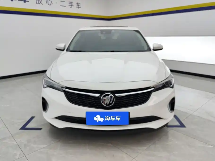 Photo 2 - Buick Verano