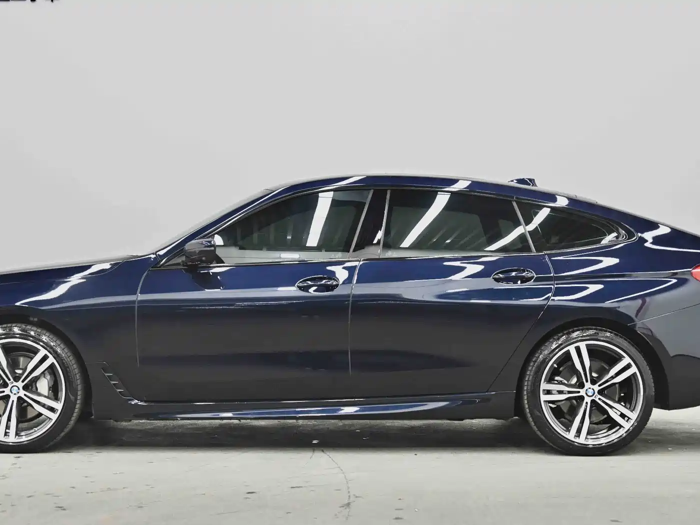 BMW 6 Series GT 2022 Model 630i M Sport Package фото 5