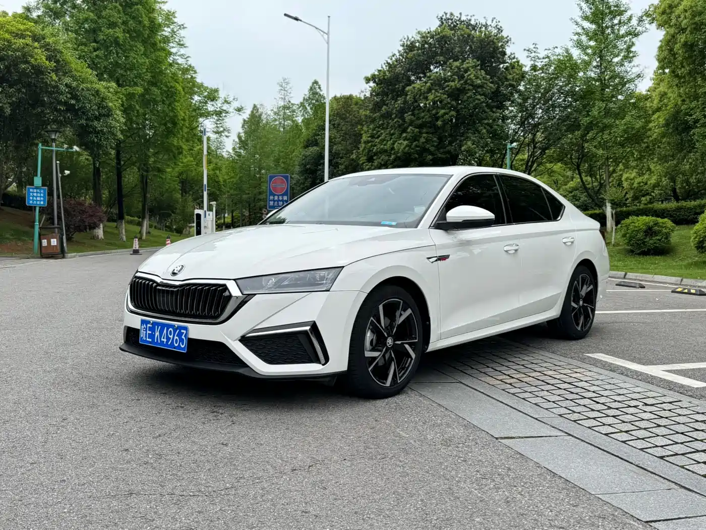 Škoda Octavia 2021 PRO TSI280 DSG Premium Edition