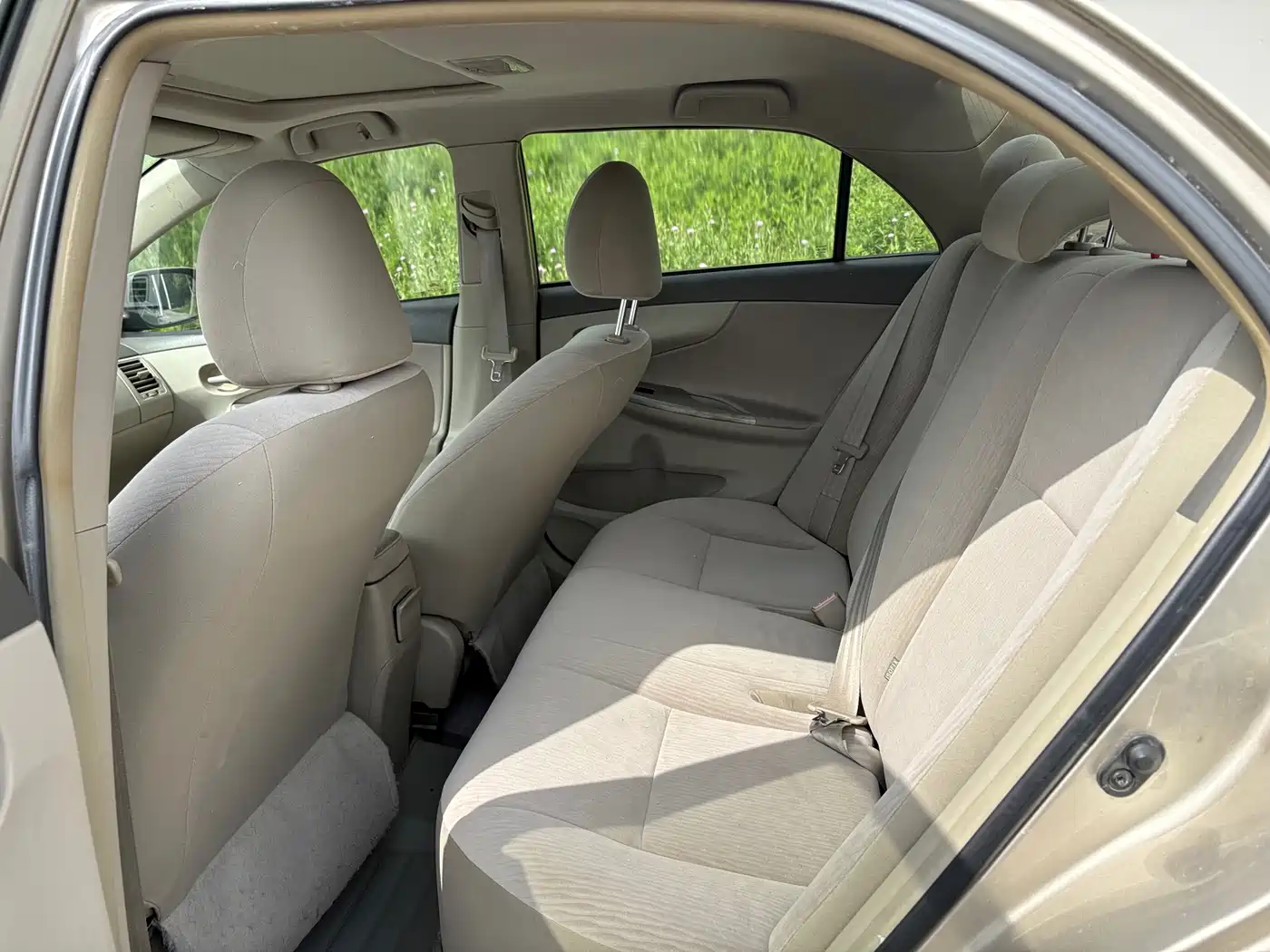 Toyota Corolla 2009 1.6L Automatic GL Sunroof Special Edition фото 5