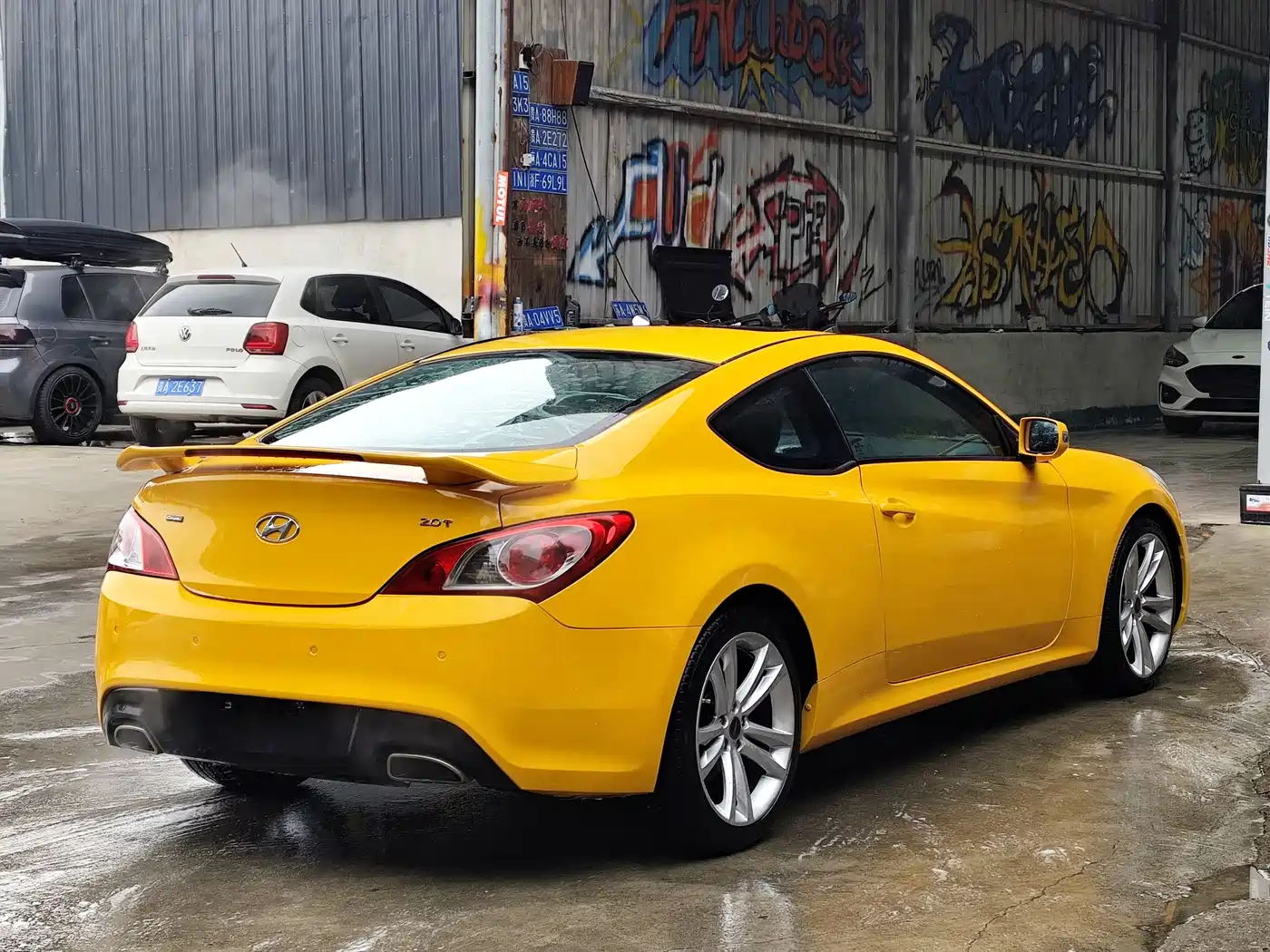 Hyundai Genesis Coupe 2009 Model 2.0T Automatic Luxury Edition фото 6