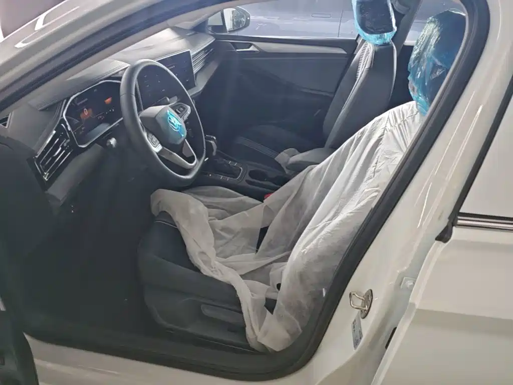 Volkswagen Sagitar 2026 2025 Model Year Facelift 200TSI DSG Soaring Edition