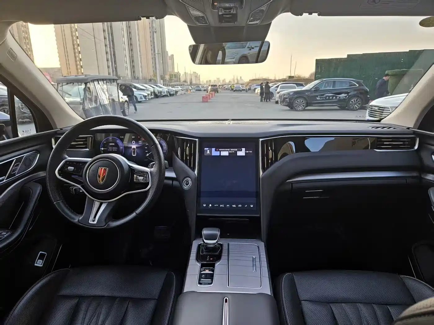 Hongqi HS7 PHEV 2024 2.0T PHEV 4WD Flagship Edition 6-seater фото 21
