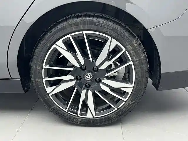 Changan Eado 2025 2025 Model Year Facelift 1.5T 500Bar Premium Edition