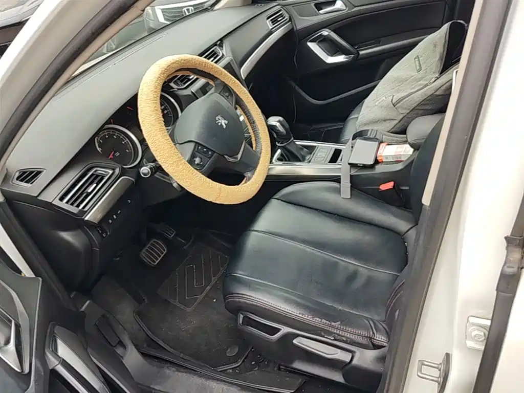 Peugeot 408 2014 1.8L Automatic Luxury Edition фото 22