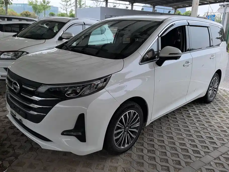 GAC Trumpchi Trumpchi M6 2021 270T DCT Honor Edition (7-seater)