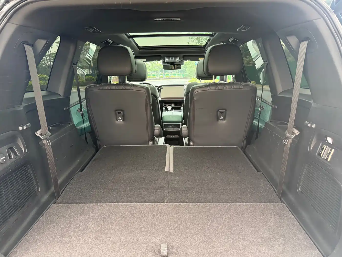 GAC Trumpchi Trumpchi GS8 2022 Pilot Series 2.0TGDI 4WD Ultimate Edition (6-Seater) фото 21