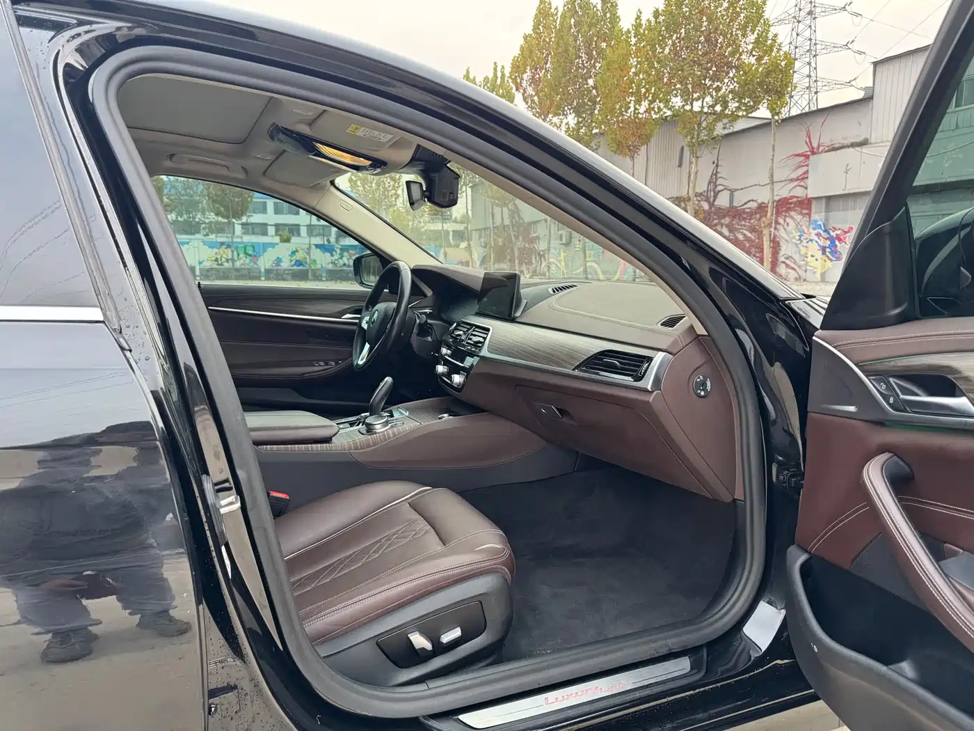 BMW 5 Series New Energy 2020 530Le Range Upgrade Luxury Package фото 18