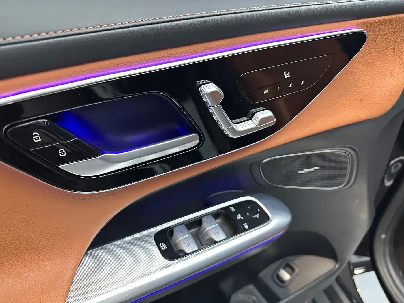 Mercedes-Benz GLC 2023 GLC 260 L 4MATIC Luxury 5-Seater фото 13